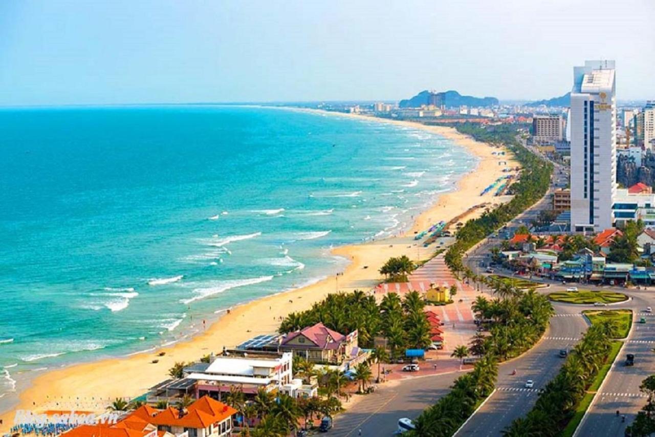 Twilight Beach Hotel Дананг Екстер'єр фото