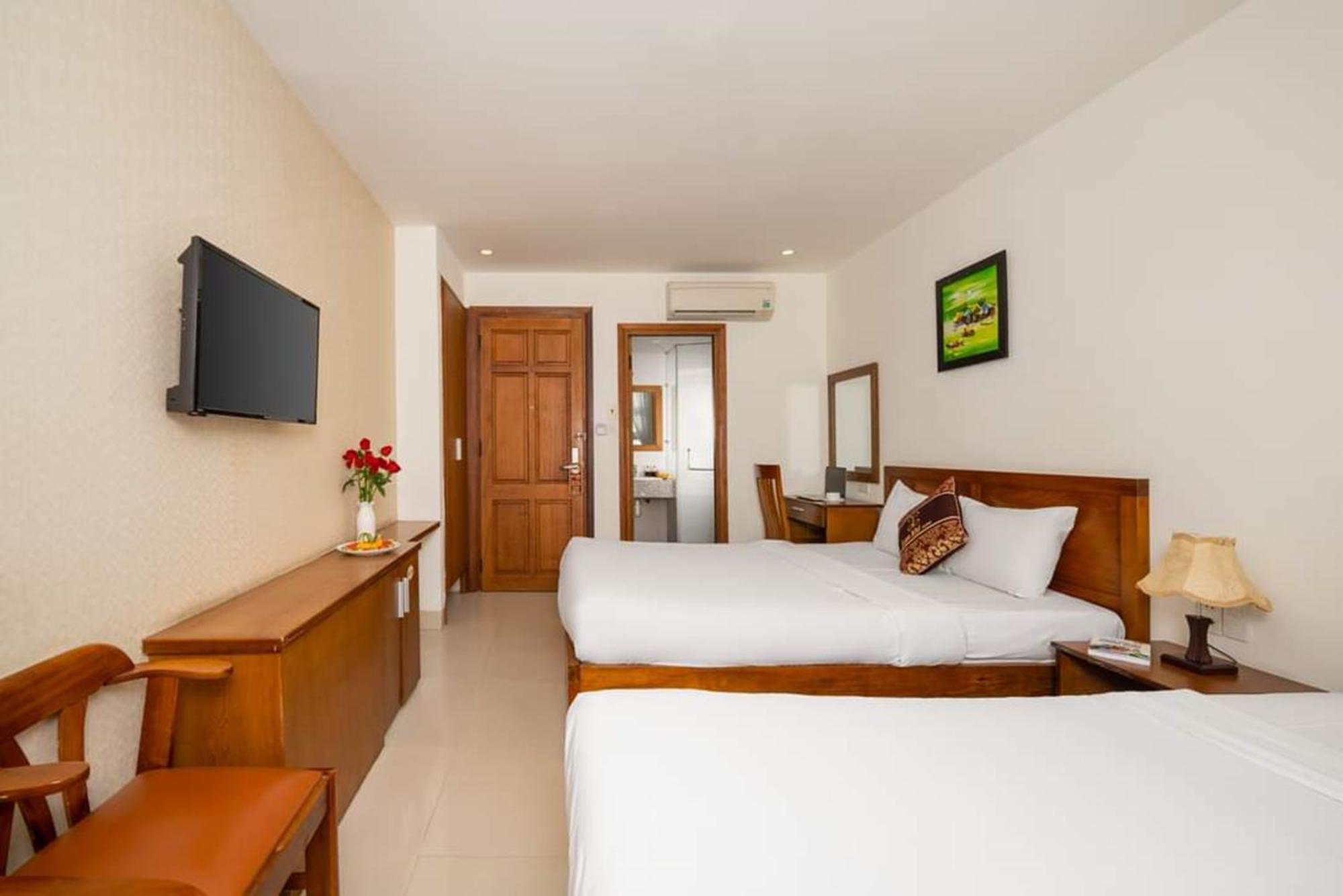 Twilight Beach Hotel Дананг Екстер'єр фото